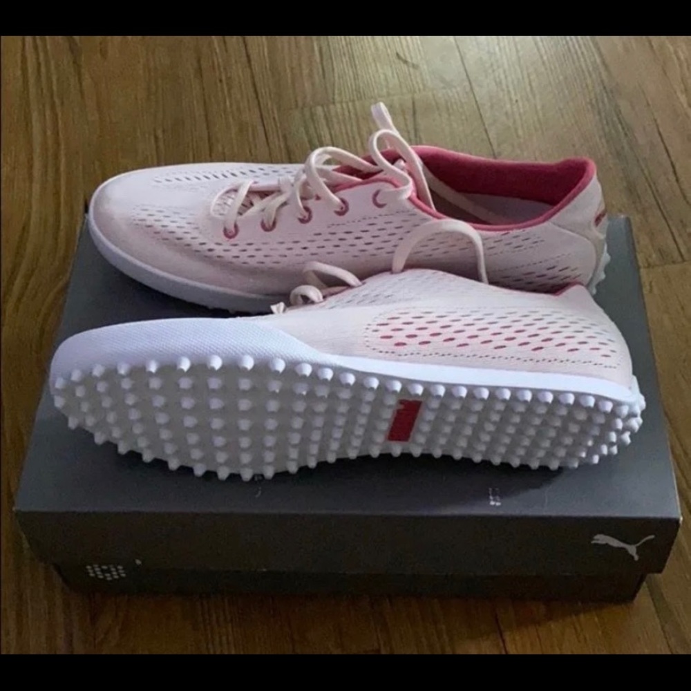 🆕 PUMA Women’s Golfs shoes. Size 9 1/2